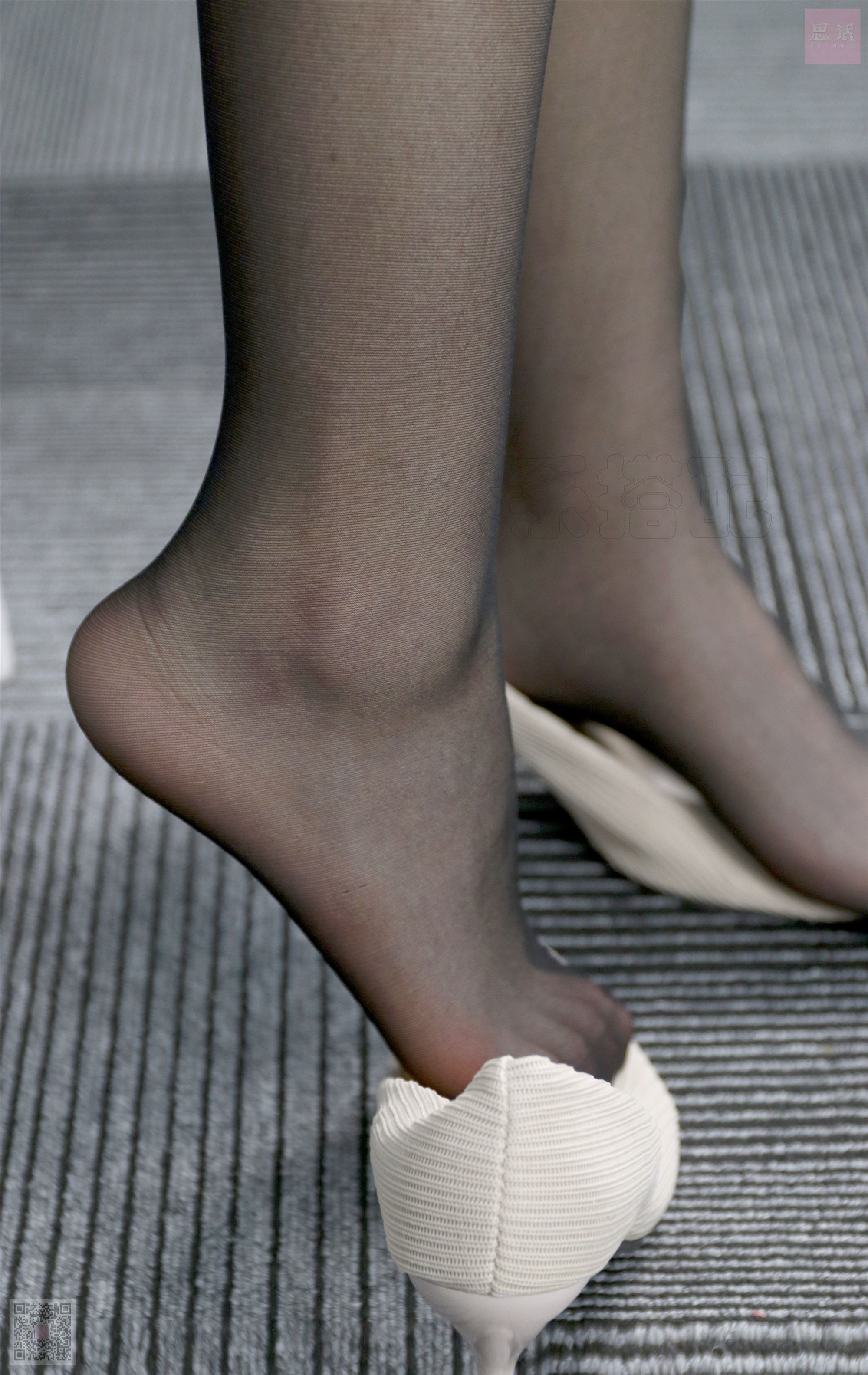 SiHua思话  SH028 珺洁 当黑丝袜遇上羞脸